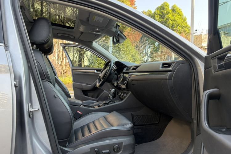 Used Skoda Superb 2016 TSI330 DSG Smart Drive Edition