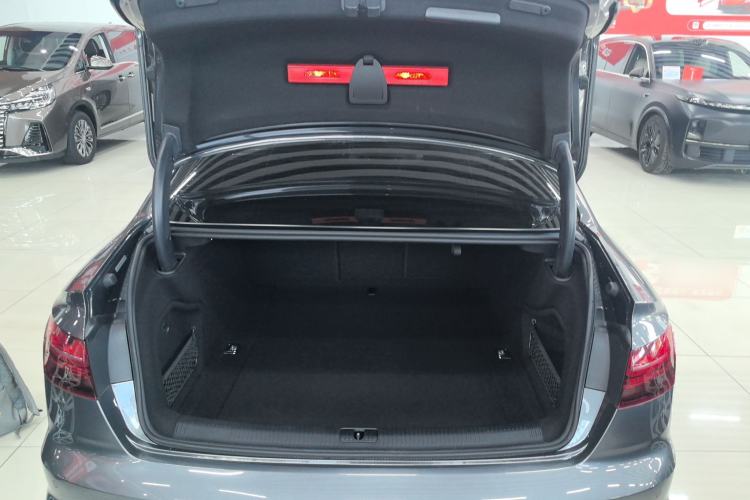 Used Audi A4L 2020 40 TFSI quattro Luxury Dynamic Model