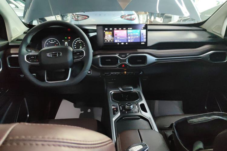 Used Geely Auto Haoyue 2022 1.8TD DCT Luxury Model 5 Seats
