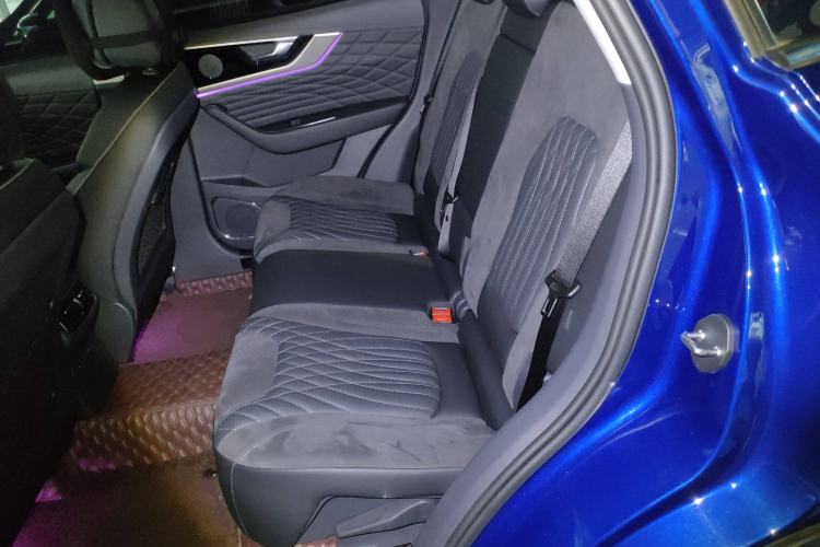 Used Hongqi HS5 2022 Revised Version 2.0T Smart Connect Flagship Edition
