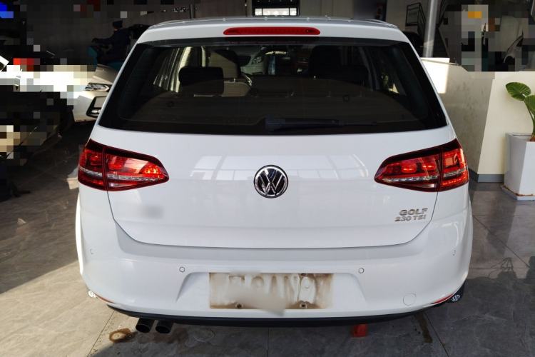 Used Volkswagen Golf 2017 230TSI Automatic Comfort Edition – Celebrating Milestone of One Million Units
