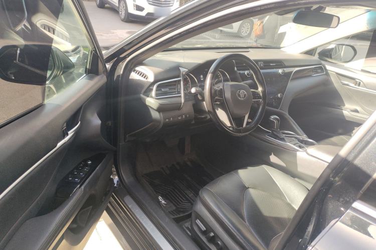 Used Toyota Camry 2019 2.0G Luxury Edition China V Standard