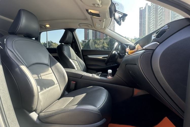 Used Infiniti QX50 2018 2.0T Two-Wheel Drive Fashion Edition