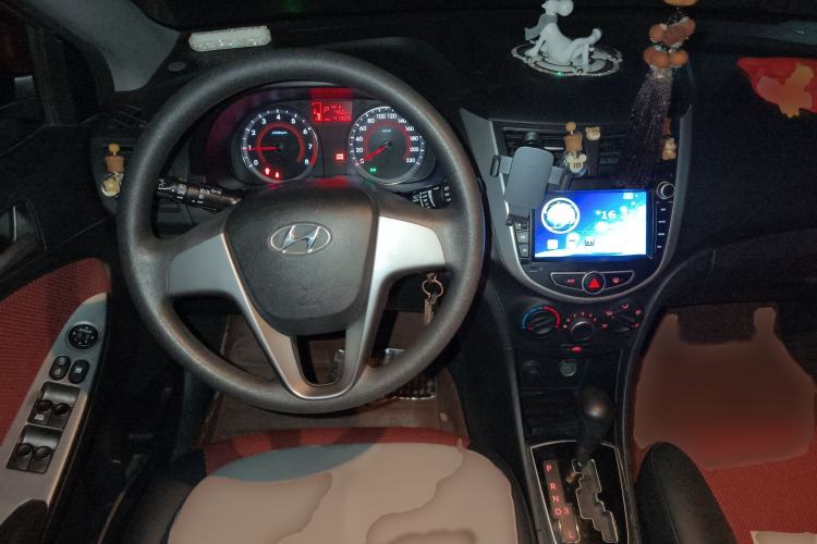 Used Hyundai Verna Ray 2014 1.4L Automatic GLX