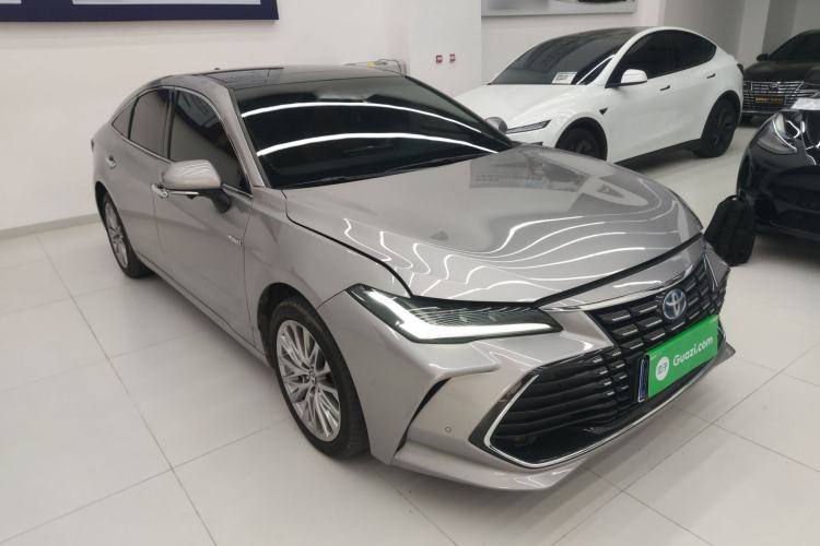 Used Toyota Avalon 2022 Dual-Engine 2.5L XLE Premium Edition