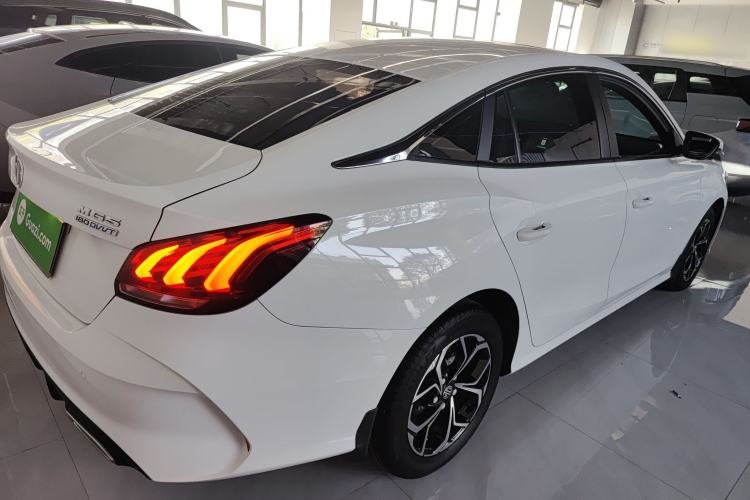 Used MG 5 2021 180 DVVT CVT Youth Luxury Edition
