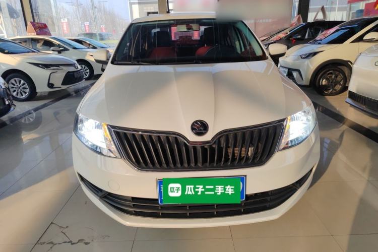 Used Skoda Rapid 2019 1.5L Manual Standard Edition