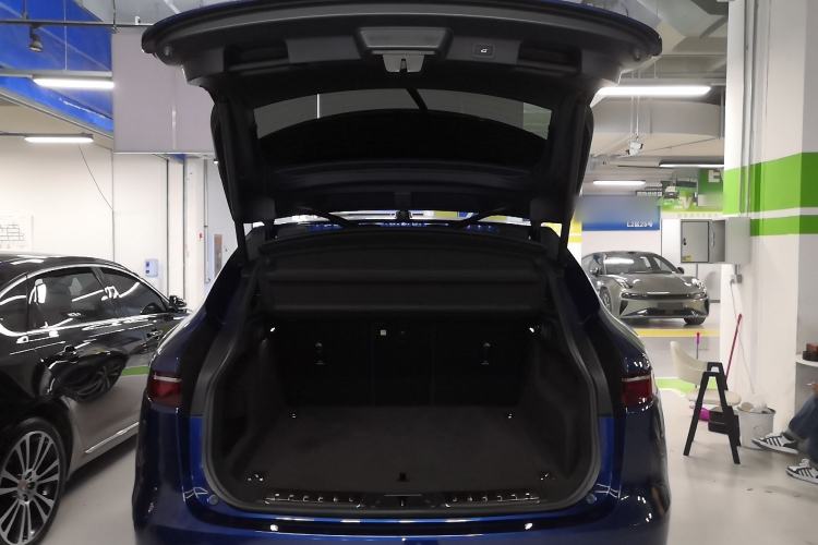 Used Jaguar F-PACE 2021 250 PS R-Dynamic S
