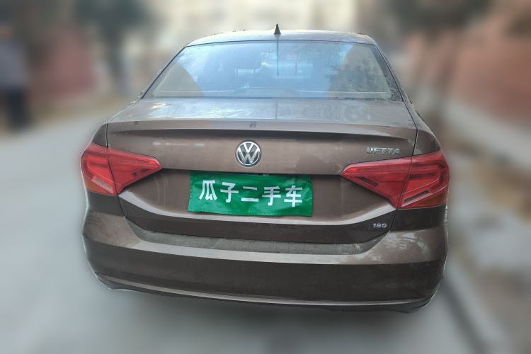 Used Volkswagen Jetta 2017 1.5L Manual Fashion Edition