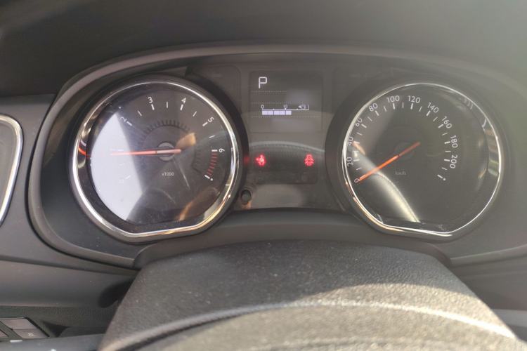 Used Citroen C3-XR 2015 1.6L Automatic Pioneer Model
