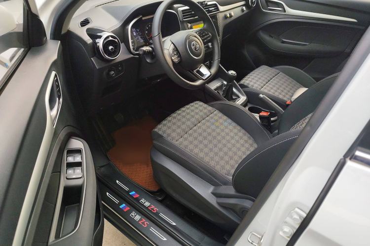 Used MG ZS 2020 Global Bestseller with 1.5L Engine Manual Transmission and a Massive 65-Inch Panoramic Sunroof Version
