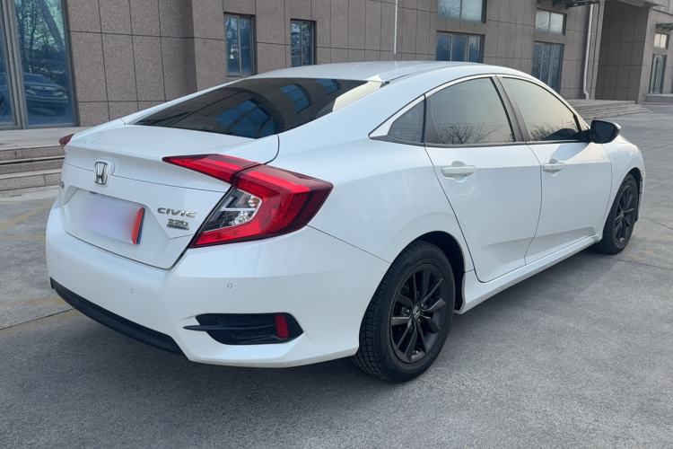 Used Honda Civic 2016 220TURBO CVT Luxury Edition
