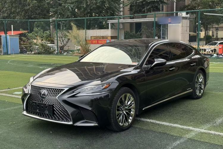 Used Lexus LS 2020 500h Luxury Edition China VI Standard