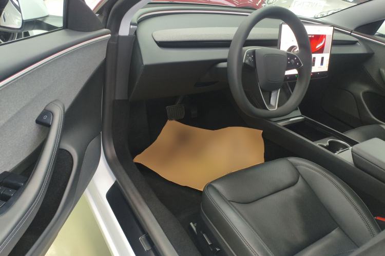 Used Tesla Model 3 2023 Rear-Wheel-Drive Version
