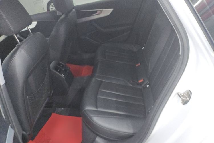 Used Audi A4L 2018 30th Anniversary Edition 40 TFSI Fashion Model
