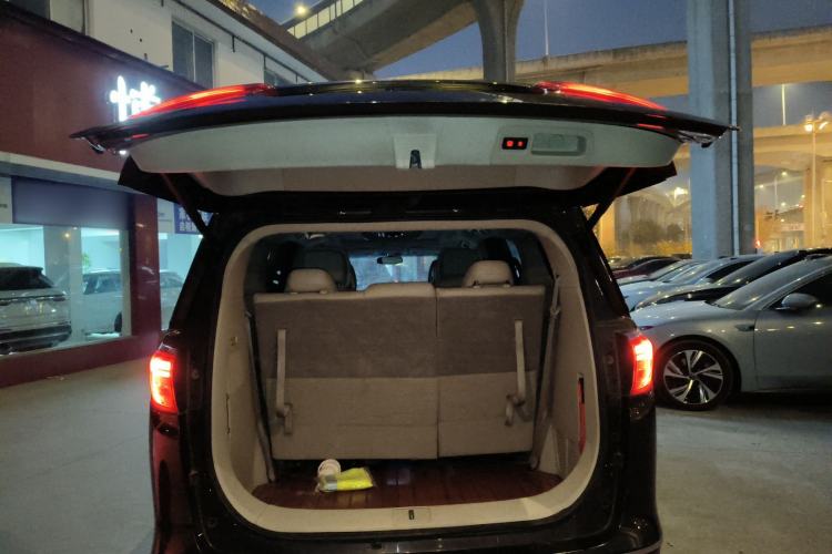 Used Buick GL8 2018 ES 28T Comfort Model China VI Standard