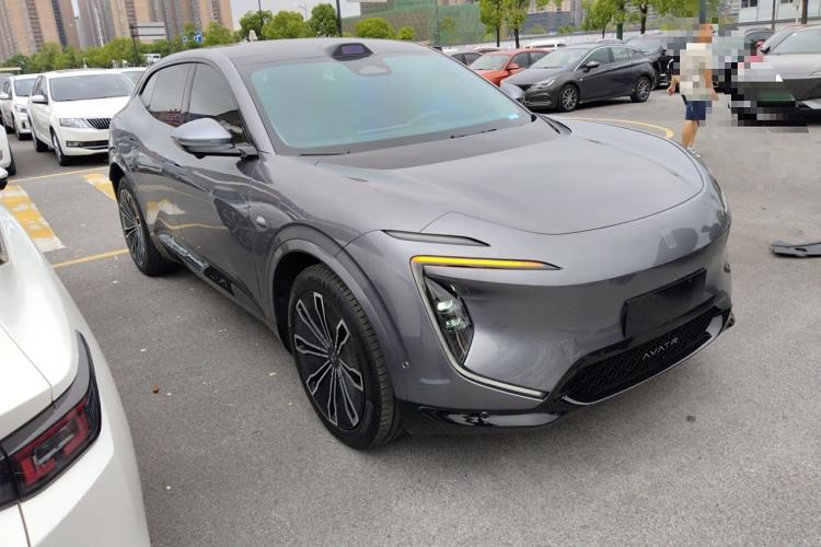 Used  07 2024 Max Extended-Range Edition
