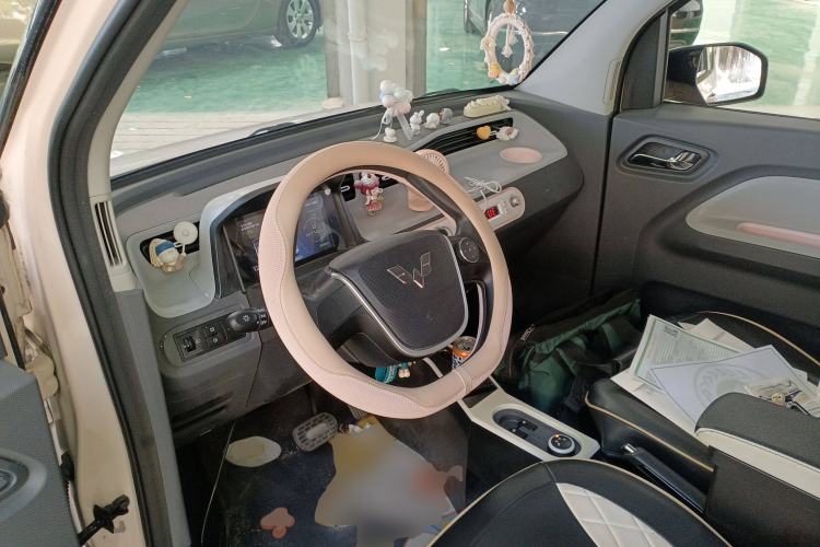 Used Wuling Hongguang MINIEV 2022 Macaron Premium Model – Lithium Iron Phosphate
