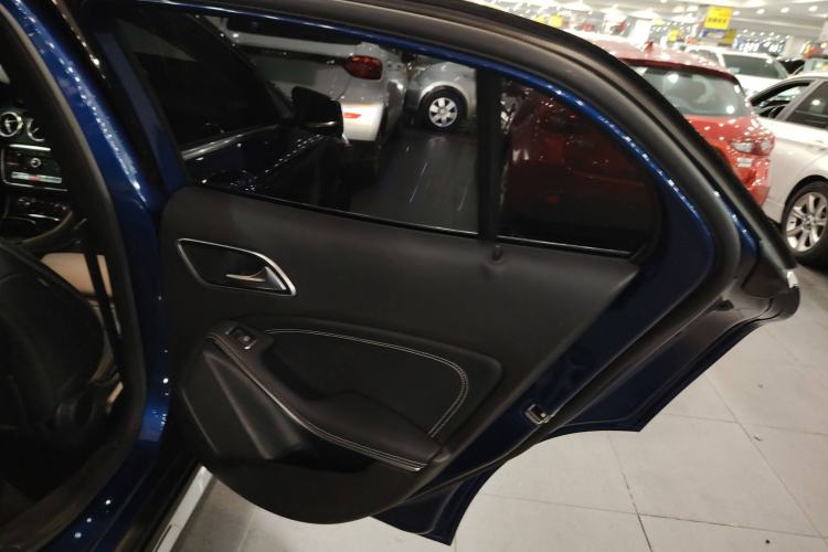 Used Mercedes-Benz GLA 2017 GLA 200 Fashion Model