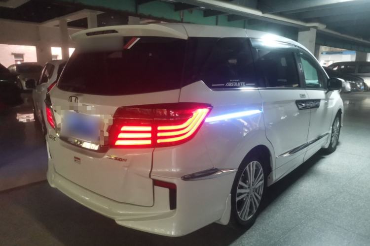 Used Honda Elysion 2016 2.4L Comfort Edition
