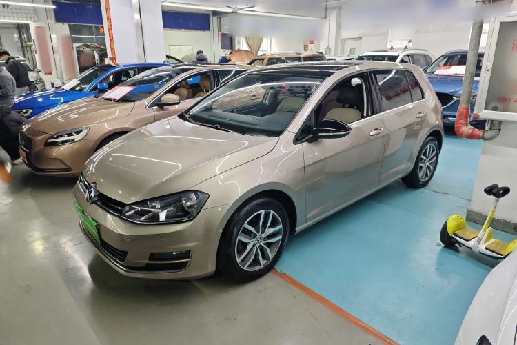 Used Volkswagen Golf 2017 230TSI Automatic Luxury Million-Vehicle Commemorative Edition
