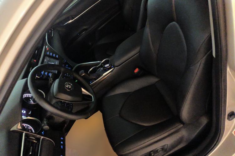 Used Toyota Camry 2018 2.0G Luxury Edition