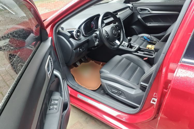 Used MG 6 2017 20T Manual Luxury Smart Connect Version China V Standard
