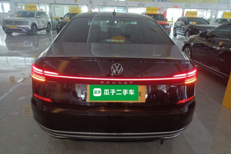 Used Volkswagen Passat 2022 330TSI Starry Luxury Edition
