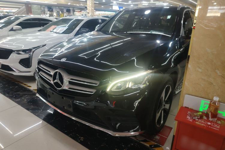 Used Mercedes-Benz GLC 2018 GLC 260 4MATIC Luxury Model