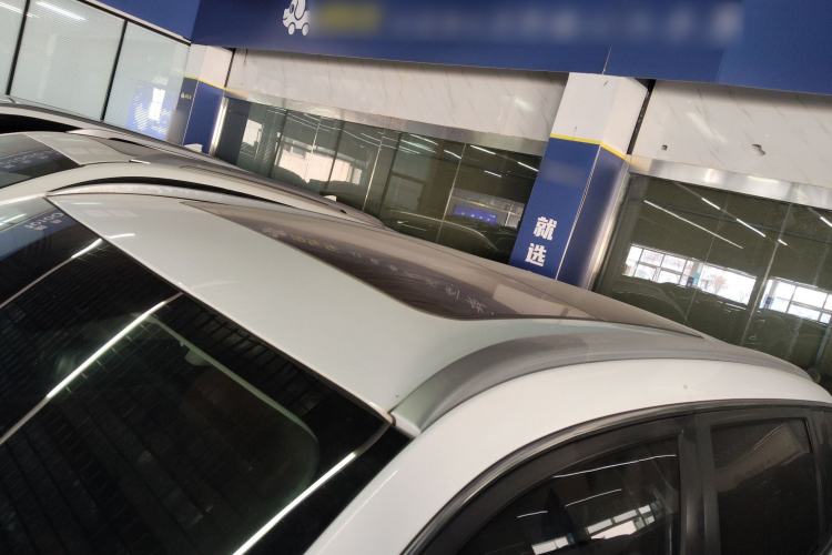 Used Geely Auto Emgrand X7 Sport 2018 1.8TD Automatic Two-Wheel Drive ZhiZun Model with 4G Connectivity
