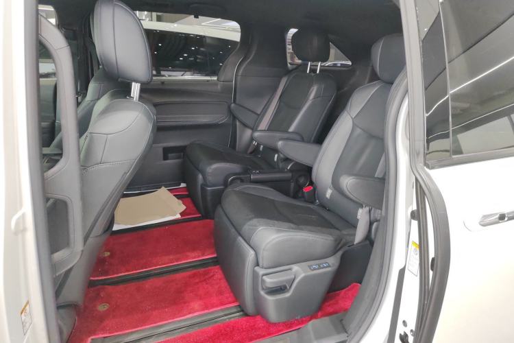 Used Toyota Sienna 2021 2.5L Hybrid Premium Edition
