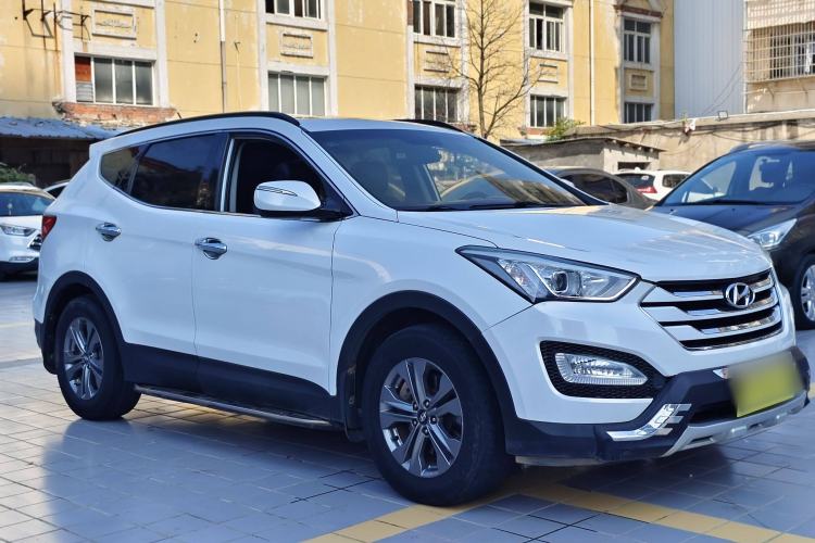Used Hyundai Santa Fe 2013 2.4L Automatic 2WD Comfort Edition
