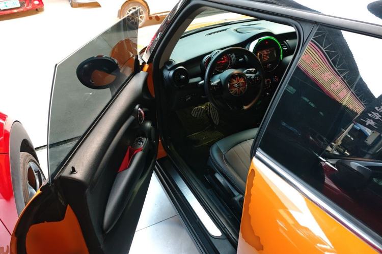 Used  MINI 2014 1.5T COOPER Fun
