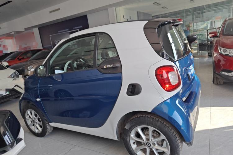Used  fortwo 2018 1.0L 52kW Hardtop Dynamic Version China V

