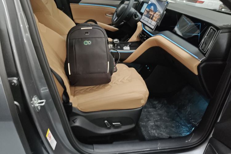 Used BYD Song L DM-i 2025 Intelligent Driving Version 160 km Beyond-Range Type
