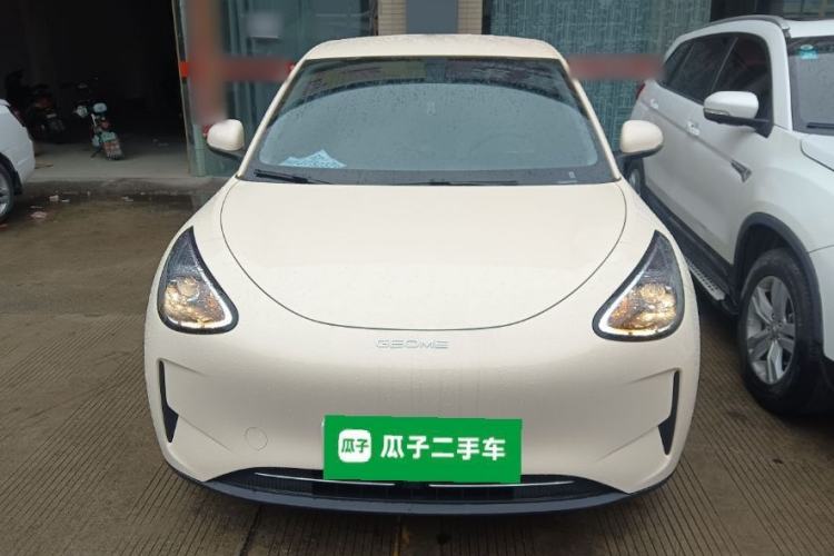 Used  Geome 2025 410 km Free Version
