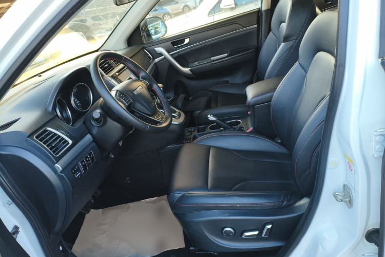 Used Haval H6 2015 Sport Edition 1.5T Automatic Two-Wheel Drive Luxury Model
