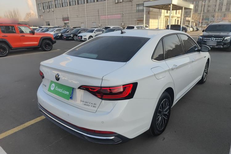 Used Volkswagen Sagitar 2024 200TSI DSG Flyover Edition
