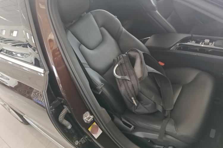 Used Volvo S90 2018 T5 Zhiya Edition
