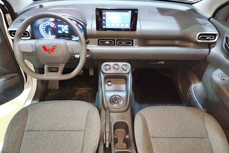 Used Wuling Hongguang New Energy 2024 All-Electric Model 300KM Standard Version