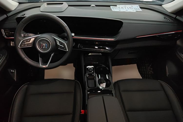 Used Buick Envision 2025 Encore Plus 28T Two-Wheel-Drive Platinum Edition