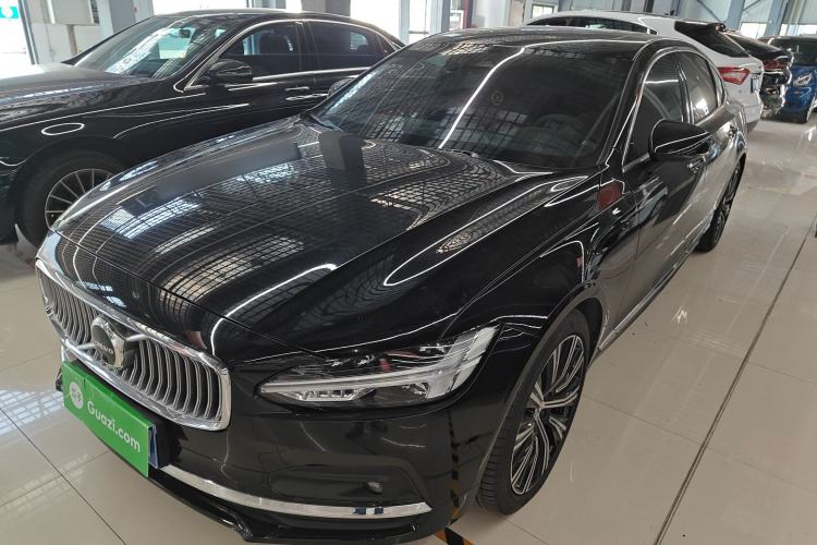 Used Volvo S90 2023 B5 Luxury Smart Edition