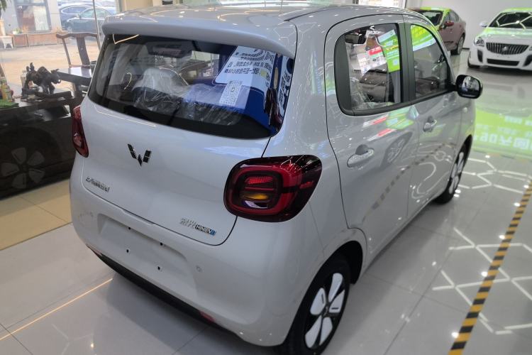 Used Wuling Hongguang MINIEV 2025 Four-Door Version Advanced Edition
