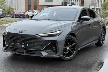 Used Changan UNI-V 2023 1.5T Prestige Model