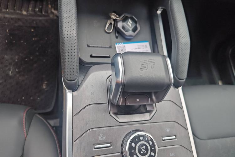 Used Jetour Traveler 2023 2.0T All-Wheel-Drive CrossPRO
