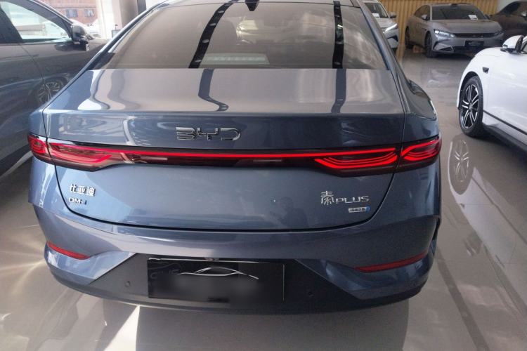Used BYD Qin PLUS 2025 DM-i Smart Drive 120KM Superior Model
