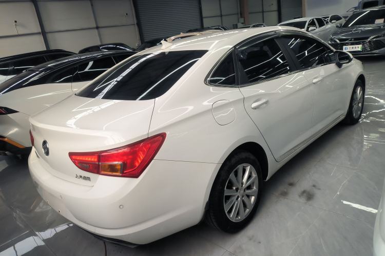 Used Buick Verano 2017 Sedan 20T Dual-Clutch Leading Model
