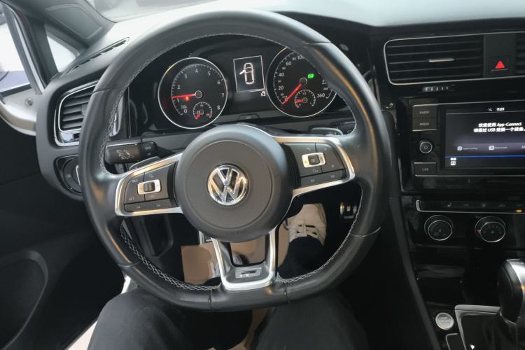 Used Volkswagen Golf 2018 280TSI Automatic R-Line Model