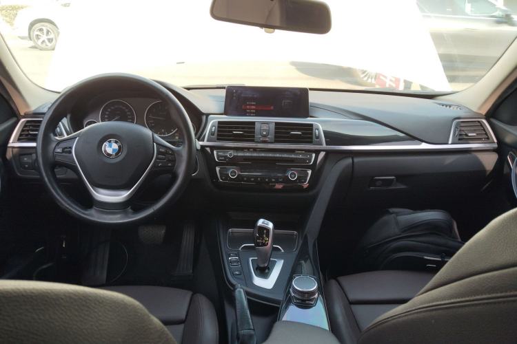 Used BMW 3 Series 2019 320Li Fashion Model
