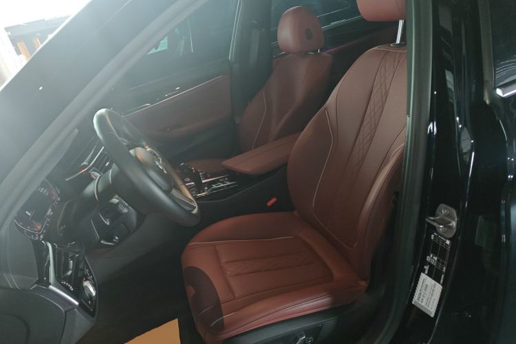 Used BMW 5 Series 2022 Restyled 525Li M Sport Package
